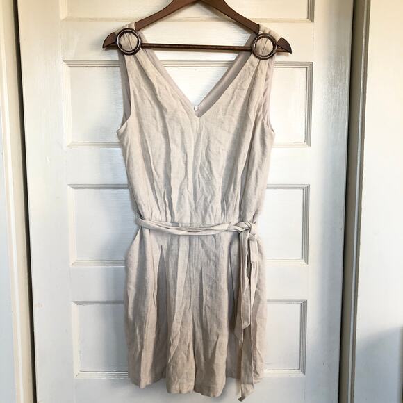 London Times Linen Blend Sleeveless Romper Tortoise Rings Belted M Quiet Luxury - Picture 2 of 10